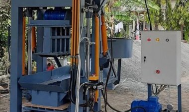 Parah, Mesin Pencetak Paving Block, Aset Desa Cipicung Kecamatan Cikedal dari Dana Desa 2023, Tidak Kelihatan Keberadaannya.