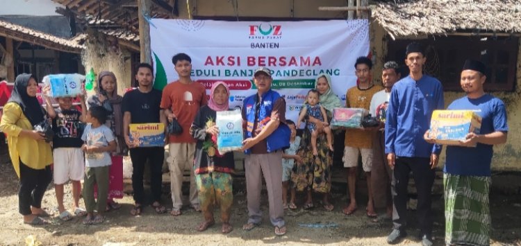 Forum Zakat Banten (FOZ) Berikan Bantuan Korban Bencana Banjir.