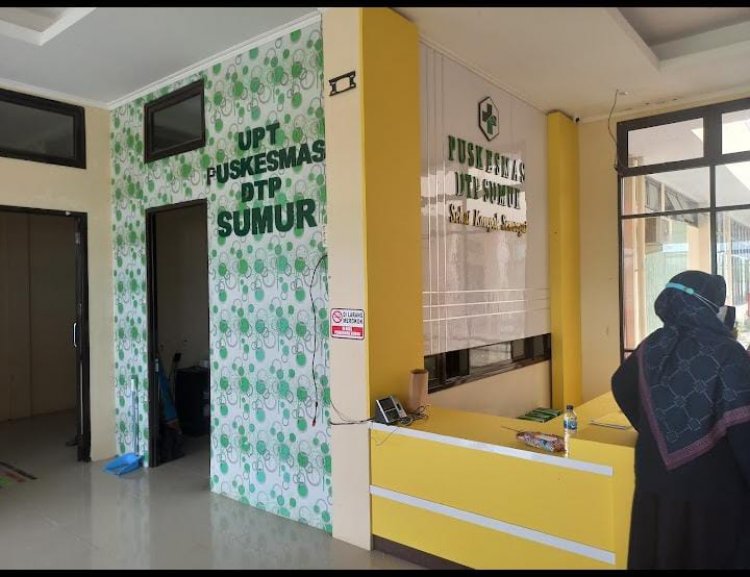 Ironis Pelayanan Puskesmas Sumur Disinyalir Sangat Buruk.