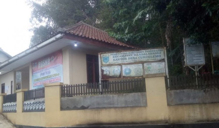 Kades Curuglemo Mandalawangi Klarifikasi Bahwa AM Mantan Pradesnya Tidak Menjadi Calon P3K Paruh Waktu Tapi Benar Kerja Di Ekspedisi