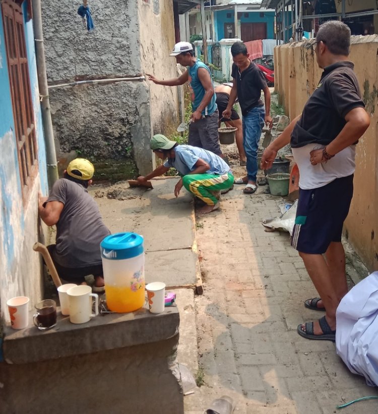 Kampung Ranca Jatake Kelurahan Muara Ciujung Timur Kecamatan Rangkas Bitung-Lebak Adakan Kegiatan Gotong royong.