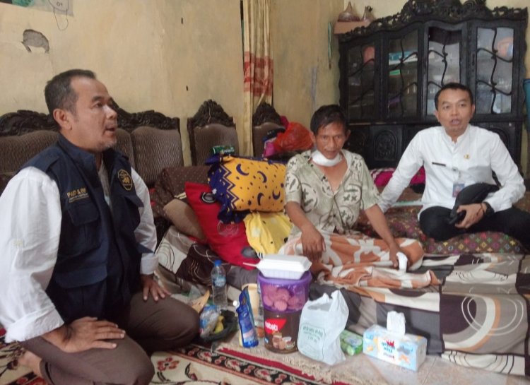 Kades Margasana, Kapus & Camat Pagelaran, Jenguk Ojek Tarogong Korban Begal