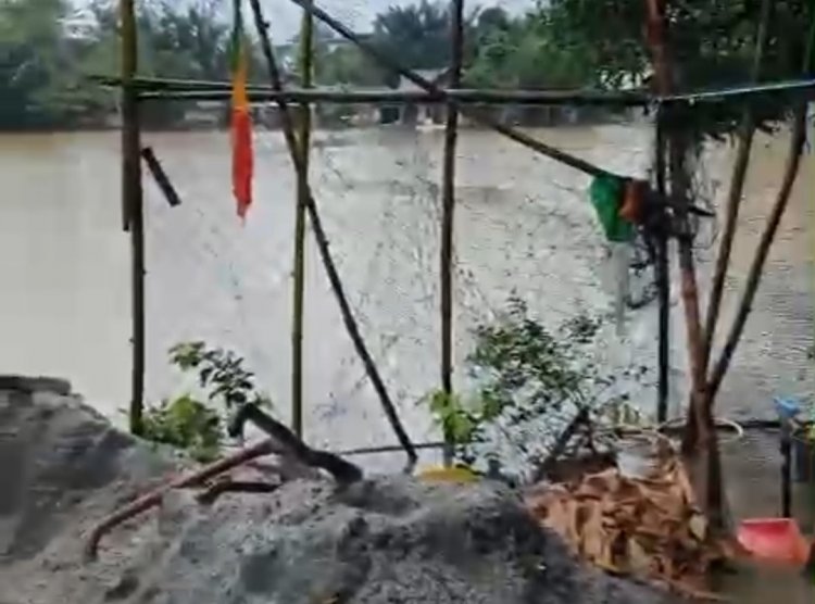 Tiga Kampung Didesa Bulagor Pagelaran Terendam Banjir Mencapai Satu Meter, Akibat Empat Hari Diguyur Hujan