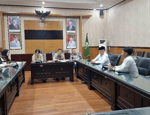 Rakor MBG Banten, Perwakilan Pandeglang Desak Perbaikan Koordinasi & Pemerataan Layanan SPPG