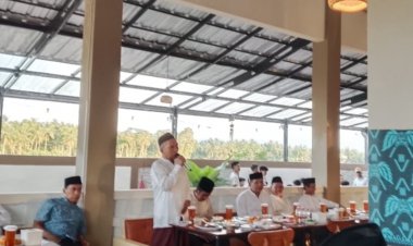 Rapat Koordinasi Pengurus PGRI Kabupaten Pandeglang Dengan Para Ketua Cabang Digelar Di Cafe Kula Resto Carita