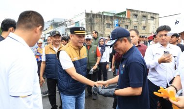 Sekda Provinsi Banten Dampingi Menteri LH Bersih-bersih di Royal Baroe