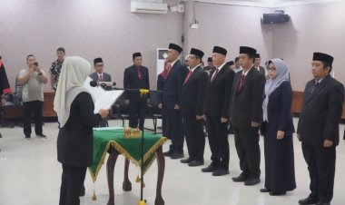 Bupati Pandeglang Lantik 9 Pejabat Eselon IIb, Tekankan Pelayanan Publik Cepat Tanggap