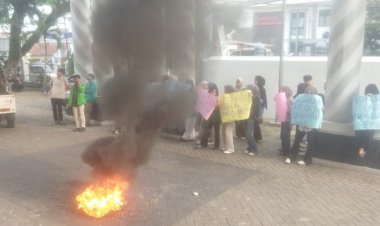 BEM STKIP Syekh Manshur Gelar Aksi Refleksi Hardiknas, Soroti Krisis Pendidikan di Pandeglang