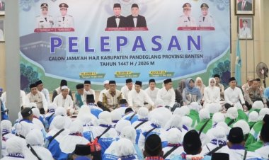 Suasana Haru Iringi Pelepasan 388 Jemaah Calon Haji Kloter Pertama Asal Pandeglang