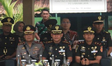 48 Ksatria Condromowo Resmi Sandang Pangkat Baru, Danyonif 509/BY Kostrad Letkol Inf Juni Fitriyan, S.H., M.H.I., M.Han. Hadiri Penutupan Diktukba TNI AD Gel II Ta 2026
