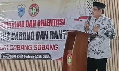 PGRI Cabang Sobang dan Ranting Gelar Pengukuhan dan Orientasi Pengurus Masa Bakti XXIII Periode Tahun 2025-2030, Dihadiri Ketua PGRI Pandeglang Dr. H. Sutoto