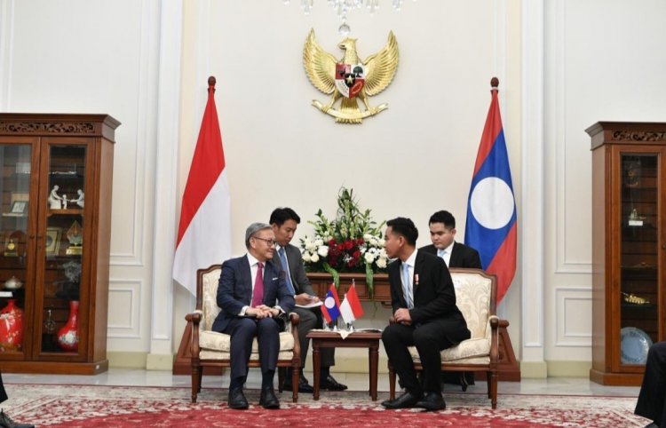 Terima Kunjungan Kehormatan Wakil PM Laos, Wapres Gibran Bahas Penguatan Kerja Sama untuk ASEAN