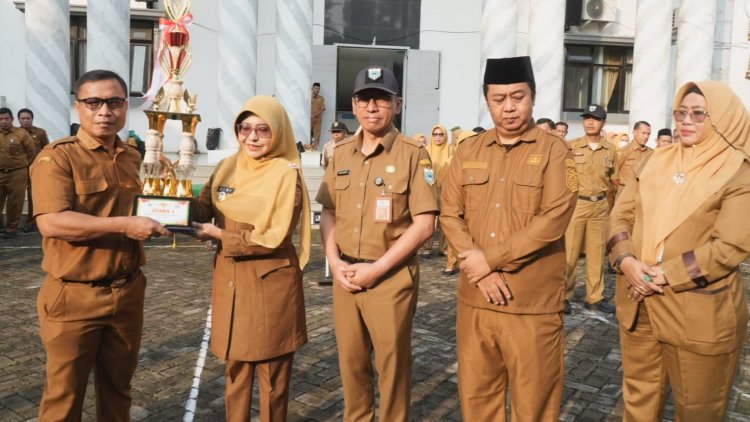 Wujudkan Budaya Bersih, Dinas Kesehatan Sabet Juara Pertama Lomba Pilah Sampah Antar OPD