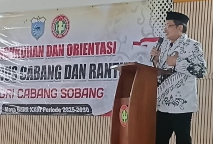 PGRI Cabang Sobang dan Ranting Gelar Pengukuhan dan Orientasi Pengurus Masa Bakti XXIII Periode Tahun 2025-2030, Dihadiri Ketua PGRI Pandeglang Dr. H. Sutoto