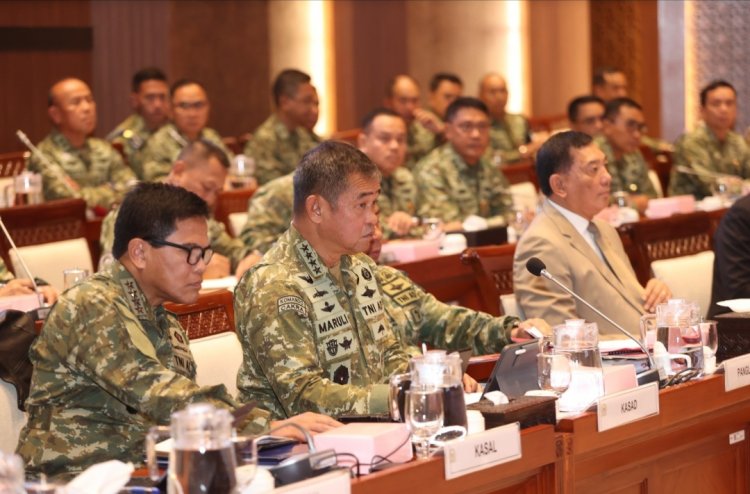 Bahas Geopolitik Global dan Kesiapan Pertahanan, Kasad Ikuti Rapat Kerja dengan Komisi I DPR RI