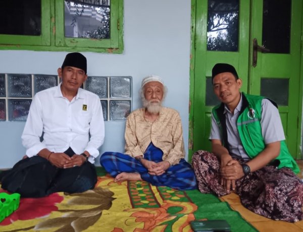 Jelang Muscab DPC PPP Pandeglang, Ketua DPC dan Ketua Panitia Muscab Meminta Doa Dari Abuya Muhtadi Cidahu