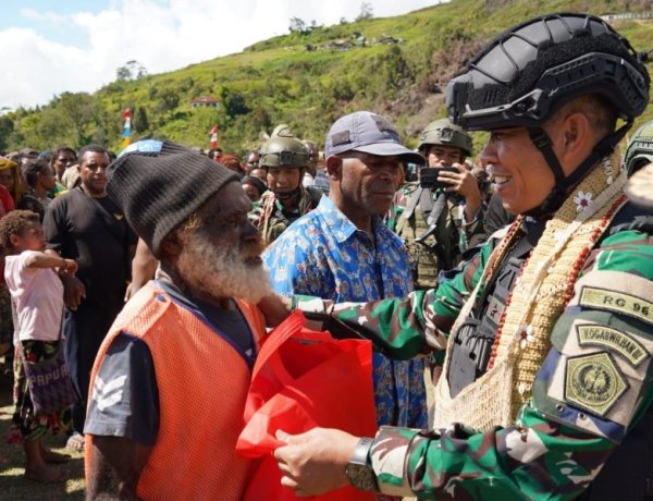 Delapan Anggota OPM Kodap XV/Ngalum Kupel Memilih Jalan Damai, Kiwirok Menorehkan Harapan Baru bagi Papua