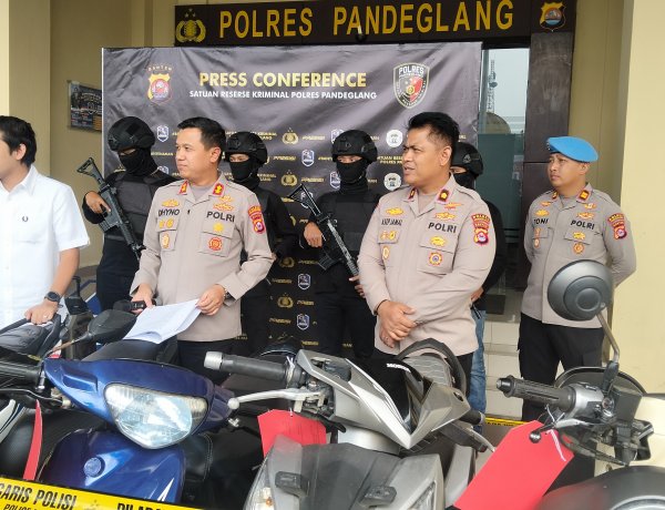 Polres Pandeglang Gulung Spesialis Curanmor: 8 Pelaku Ditangkap, 1 Tewas Ditembak
