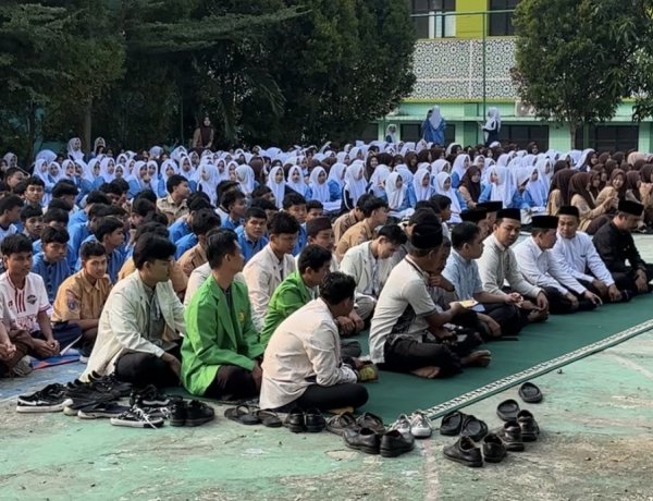 Khusyuk dan Tertib, Sosialisasi Tata Tertib Jadi Fokus Pembinaan Siswa MAN 2 Pandeglang
