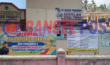 Guna Memastikan Program Tepat Sasaran, Sekretaris Disdikpora Pandeglang Lakukan Monitoring Pelaksanaan Pembangunan Revitalisasi SDN Padahayu 02 Cikedal