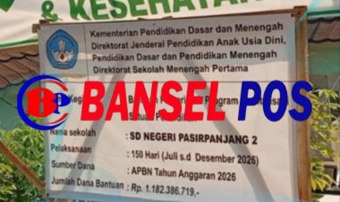 Parah..?? Keramik Lama Ditimpa Dengan Yang Baru, Pada Revitalisasi SDN Pasirpanjang 2 Picung, DPC AMIRA Minta APH & Dinas Segera Lakukan Pemeriksaan