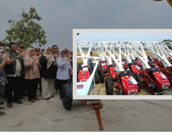 Penyerahan 100 Alsintan dan Ratusan Bibit Ternak kepada Kelompok Tani Oleh Bupati Pandeglang & DPKP