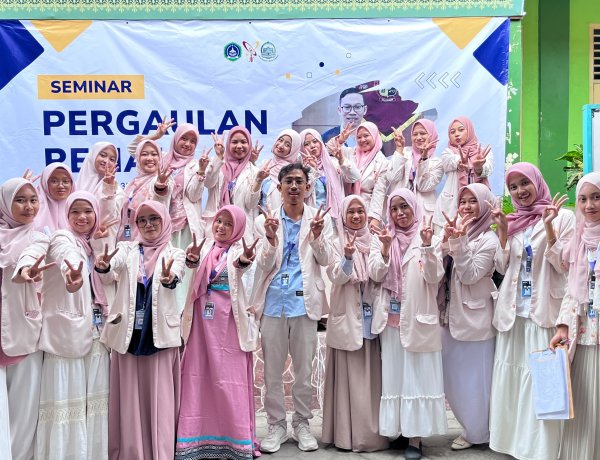 Mahasiswa PLP Integratif Kelompok 23 UIN Sultan Maulana Hasanudin Banten Gelar Seminar Pergaulan Remaja di MTsN 2 Kota Cilegon