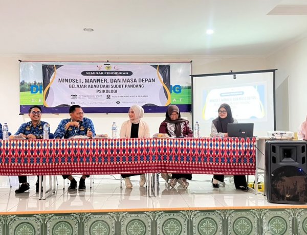 Seminar Pendidikan BK di SMKN 3 Kota Serang, Mahasiswa PLPI UIN SMH Banten Ajak Siswa Bangun Mindset, Manner, dan Masa Depan