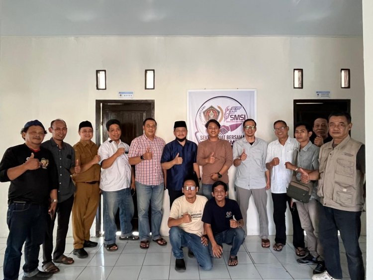 Wakil Ketua III DPRD Pandeglang Silaturahmi ke Sekber PWI dan SMSI
