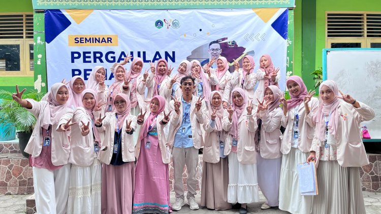 Mahasiswa PLP Integratif Kelompok 23 UIN Sultan Maulana Hasanudin Banten Gelar Seminar Pergaulan Remaja di MTsN 2 Kota Cilegon