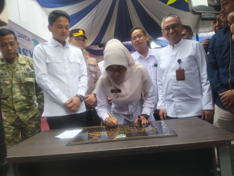 Bupati Pandeglang Resmikan Sekber PWI-SMSI, Harapkan Peningkatan Kolaborasi dan Profesionalisme