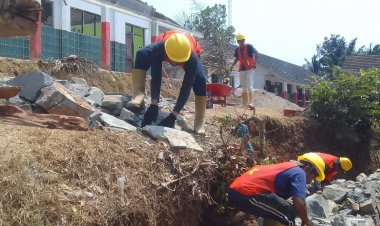 Revitalisasi SDN Panacaran 1 Pandeglang Capai 40,8 Persen, Anggaran Rp1 Miliar Dialokasikan untuk Sarpras