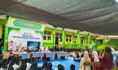 Mahasiswa PLP Integratif Kelompok 23 UIN SMH Banten Berkontribusi dalam Pemilihan Ketua dan Wakil Ketua OSIM MTsN 2 Kota Cilegon