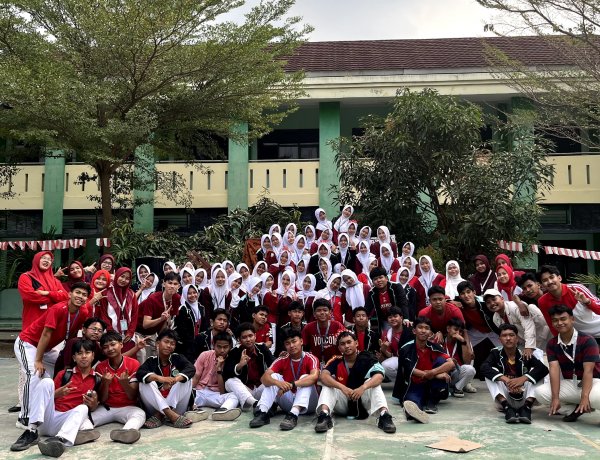 Meriahkan HUT RI KE-81, OSIM dan Mahasiswa PLP UIN Banten Ajak Siswa MAN 2 Pandeglang Ikuti Beragam Lomba