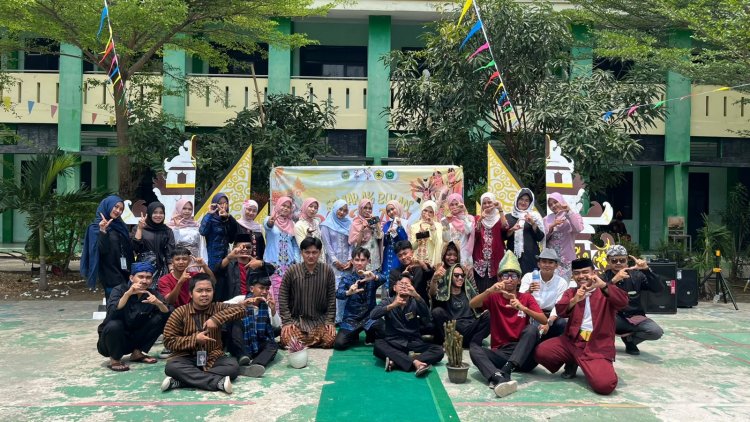 SEMARAK BULAN BAHASA 2026, PLP INTEGRATIF UIN SMH BANTEN KOLABORASI DENGAN MAHASISWA UNTIRTA DAN UNMA DI MAN 2 PANDEGLANG